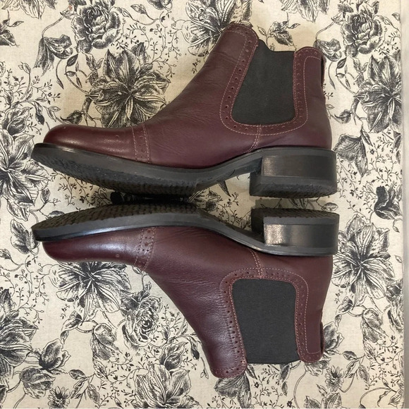 BIOTIME Sz 9 Adriana Chelsea Oxford Style Leather Ankle Booties - Picture 7 of 12